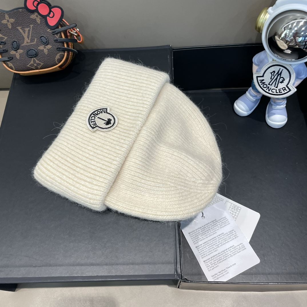 Moncler Caps